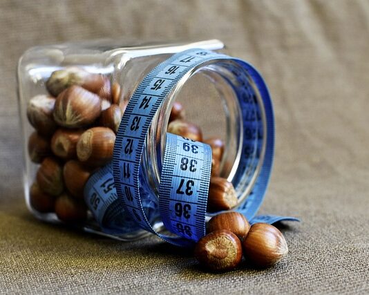 Co jeść na noc by nie przytyć?